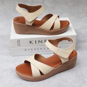 Sandal nu 23